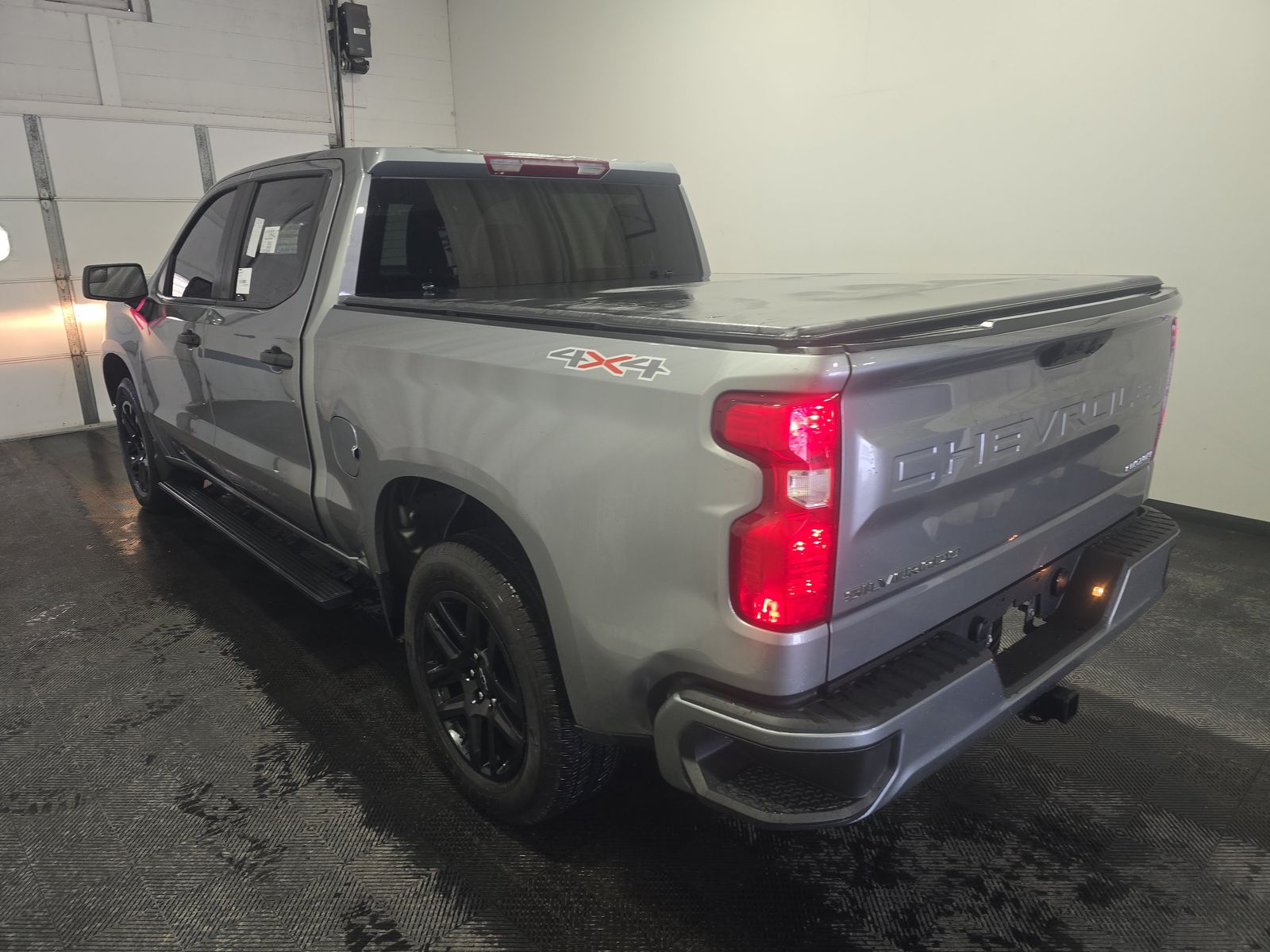2023 Chevrolet Silverado 1500 Custom AWD