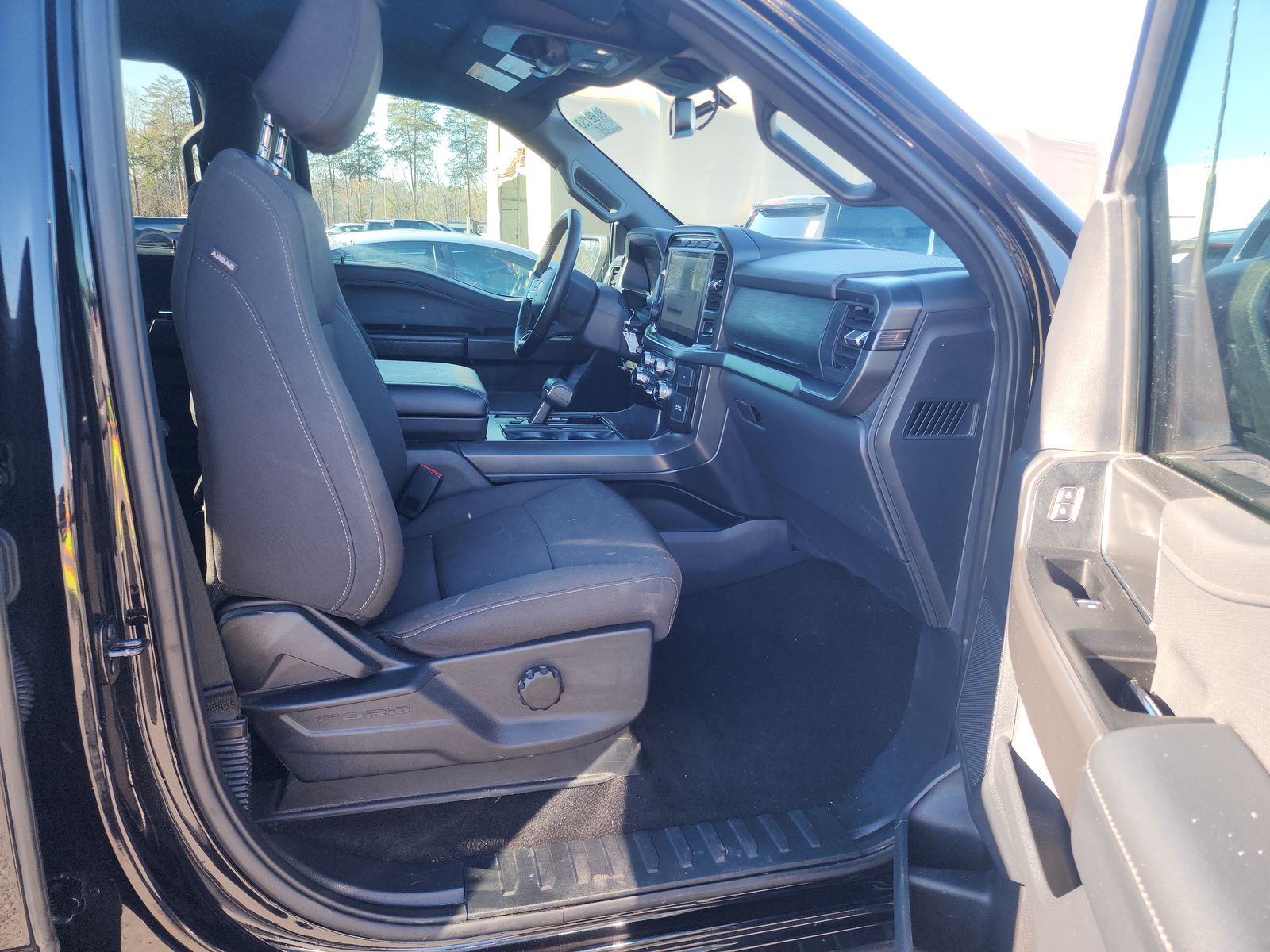 2024 Ford F-150 XLT AWD