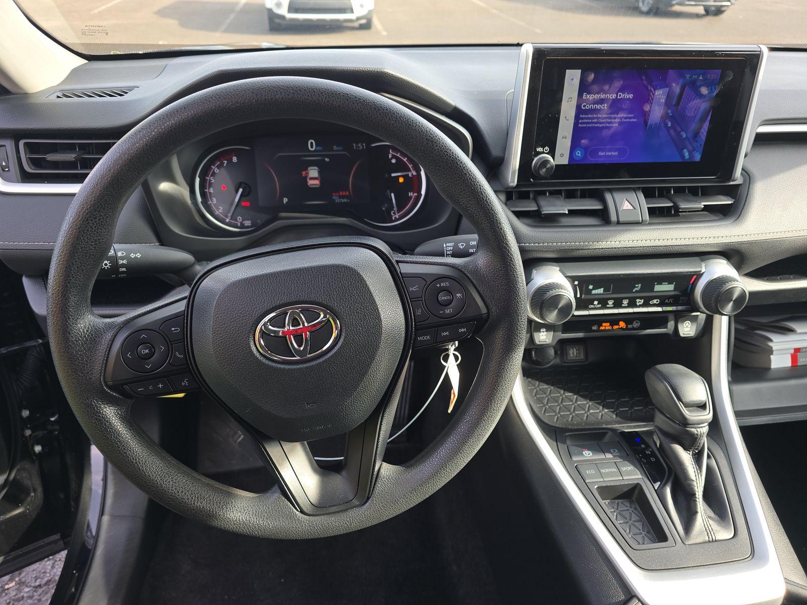 2024 Toyota RAV4 LE FWD