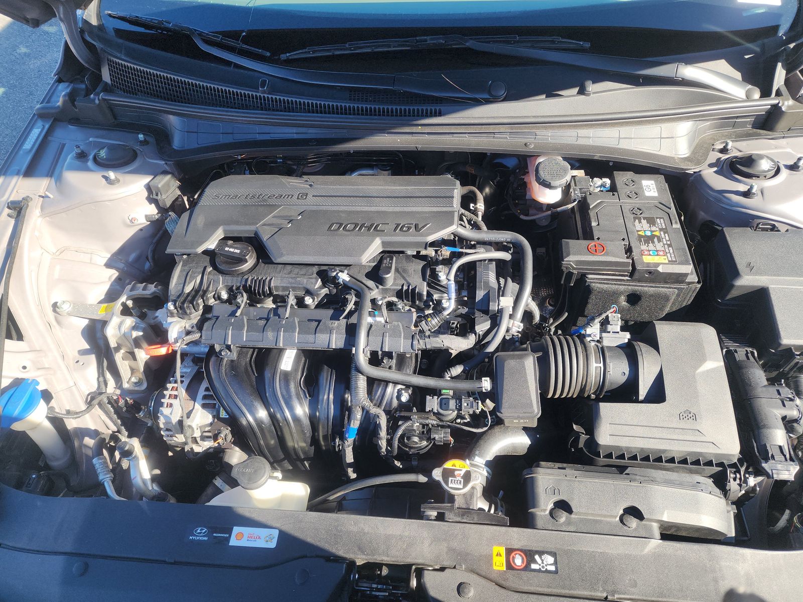 2024 Hyundai Elantra SEL FWD