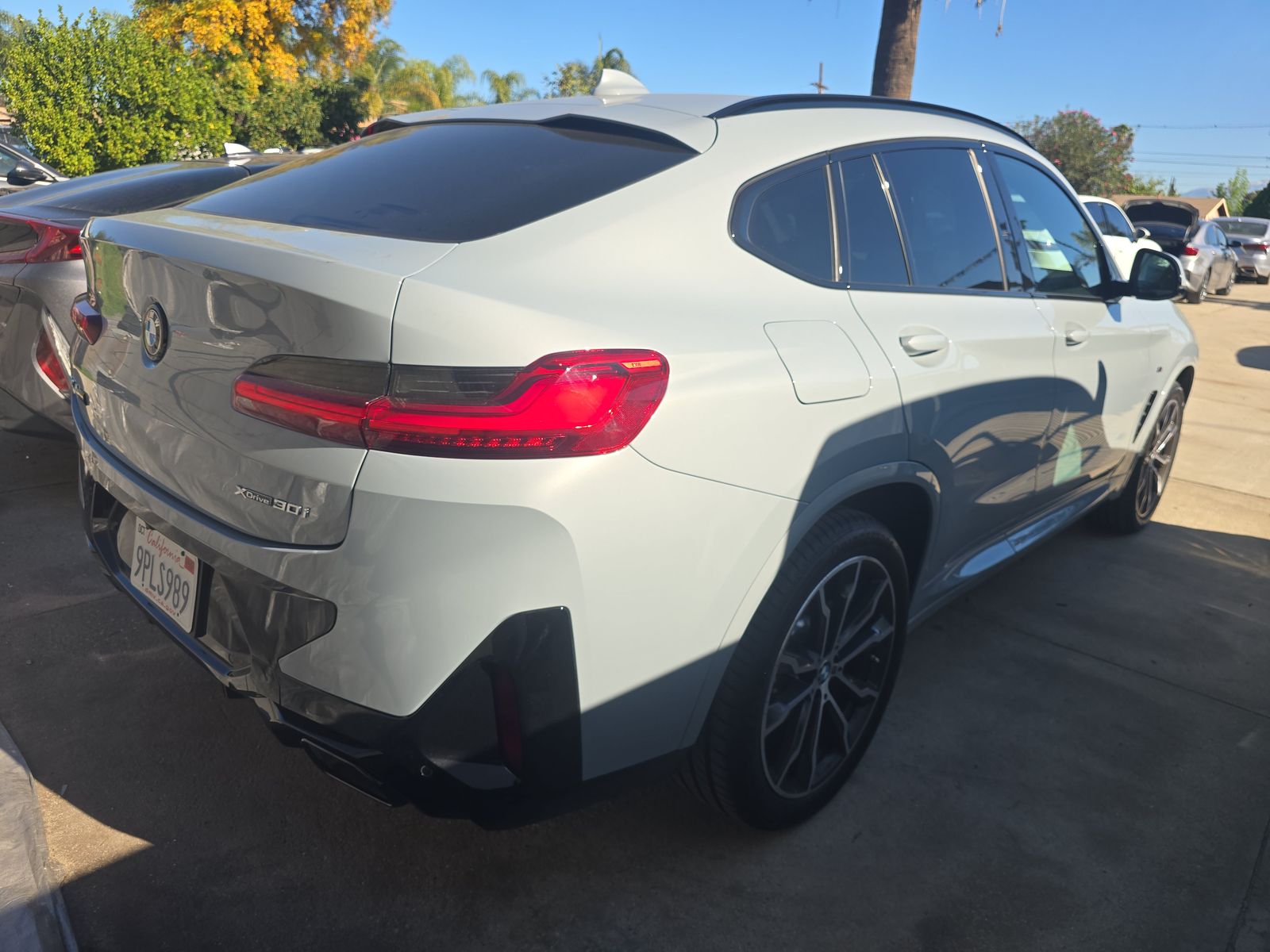 2025 BMW X4 xDrive30i AWD