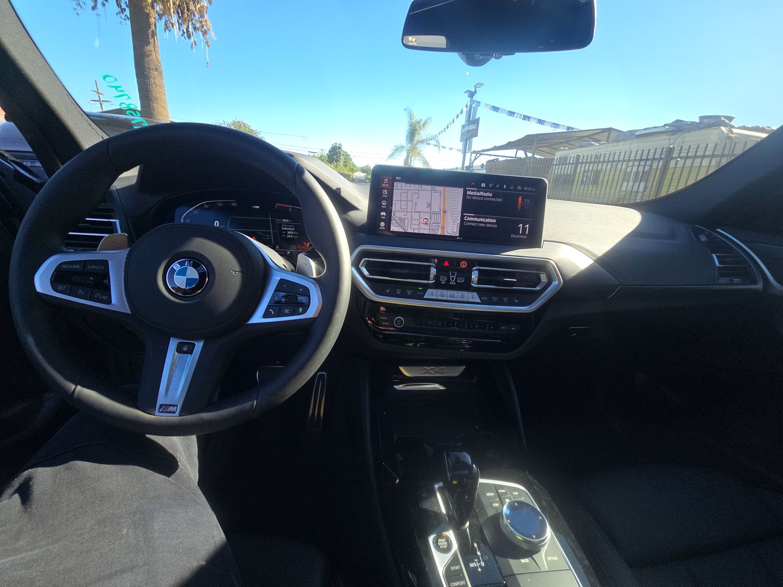 2025 BMW X4 xDrive30i AWD