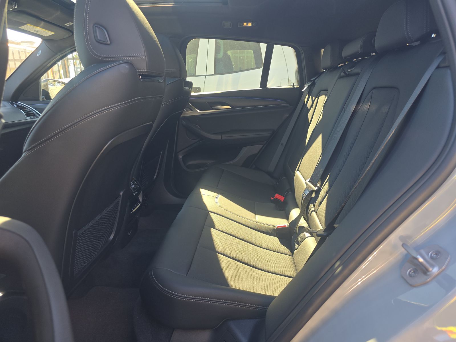 2025 BMW X4 xDrive30i AWD