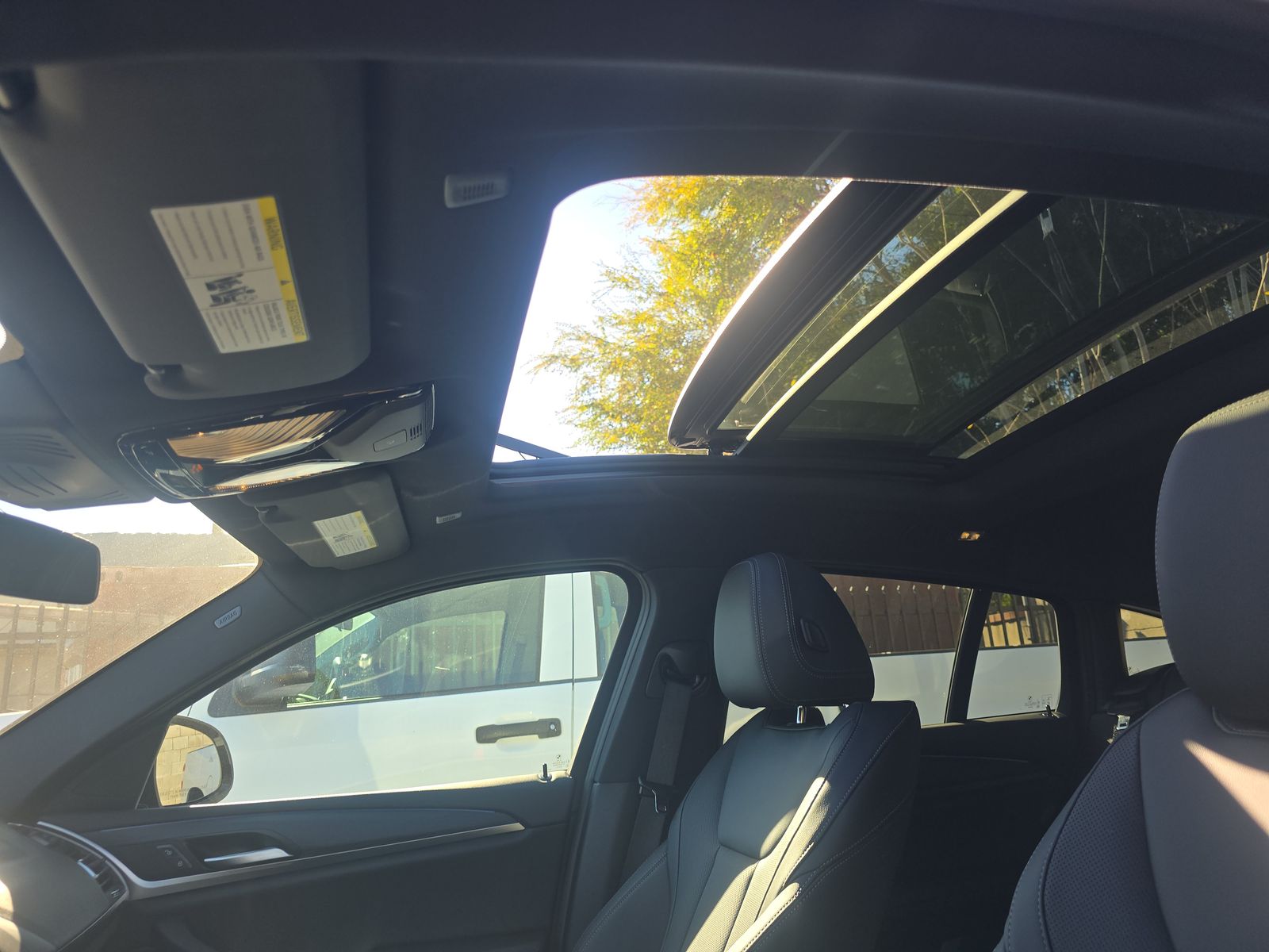 2025 BMW X4 xDrive30i AWD