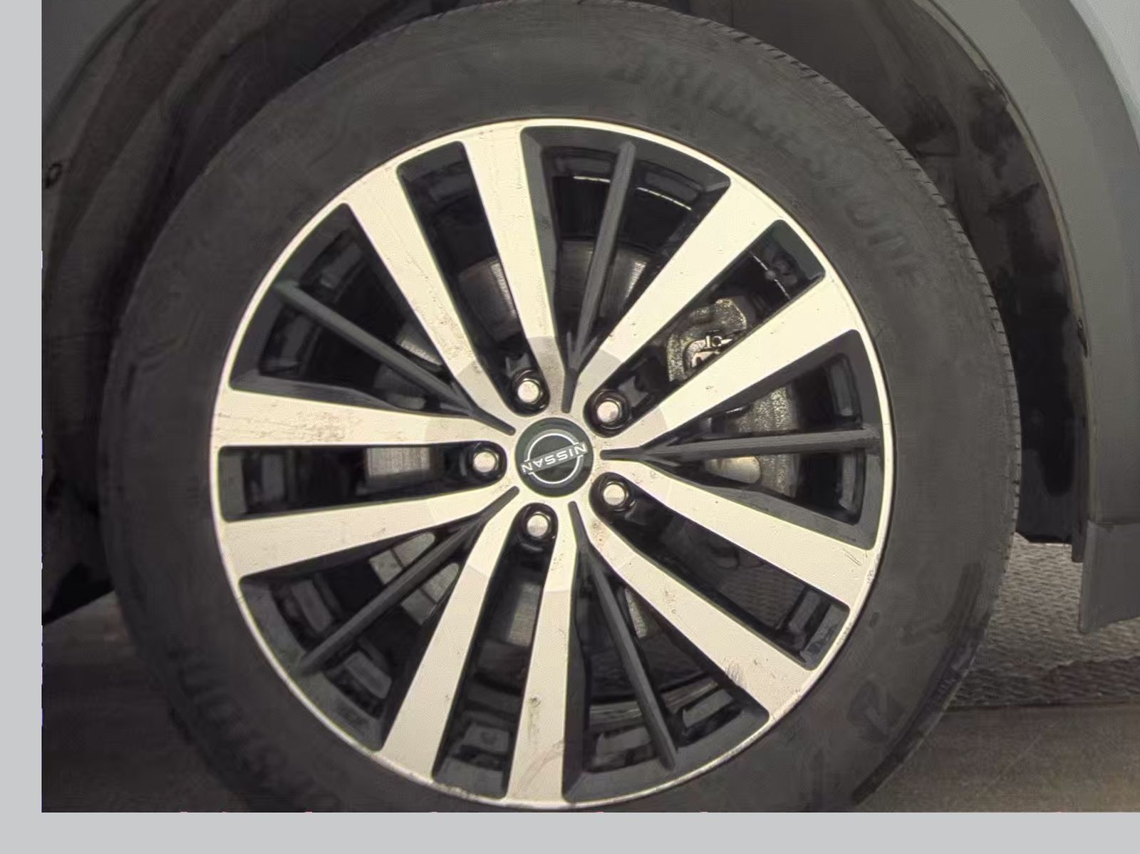 2024 Nissan Pathfinder Platinum AWD