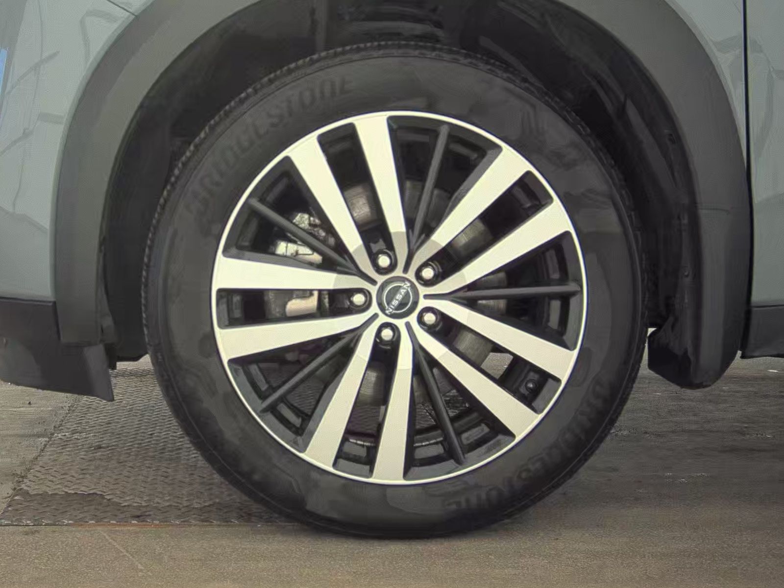 2024 Nissan Pathfinder Platinum AWD