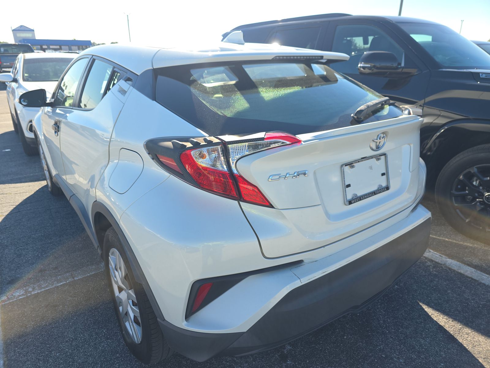 2020 Toyota C-HR LE FWD