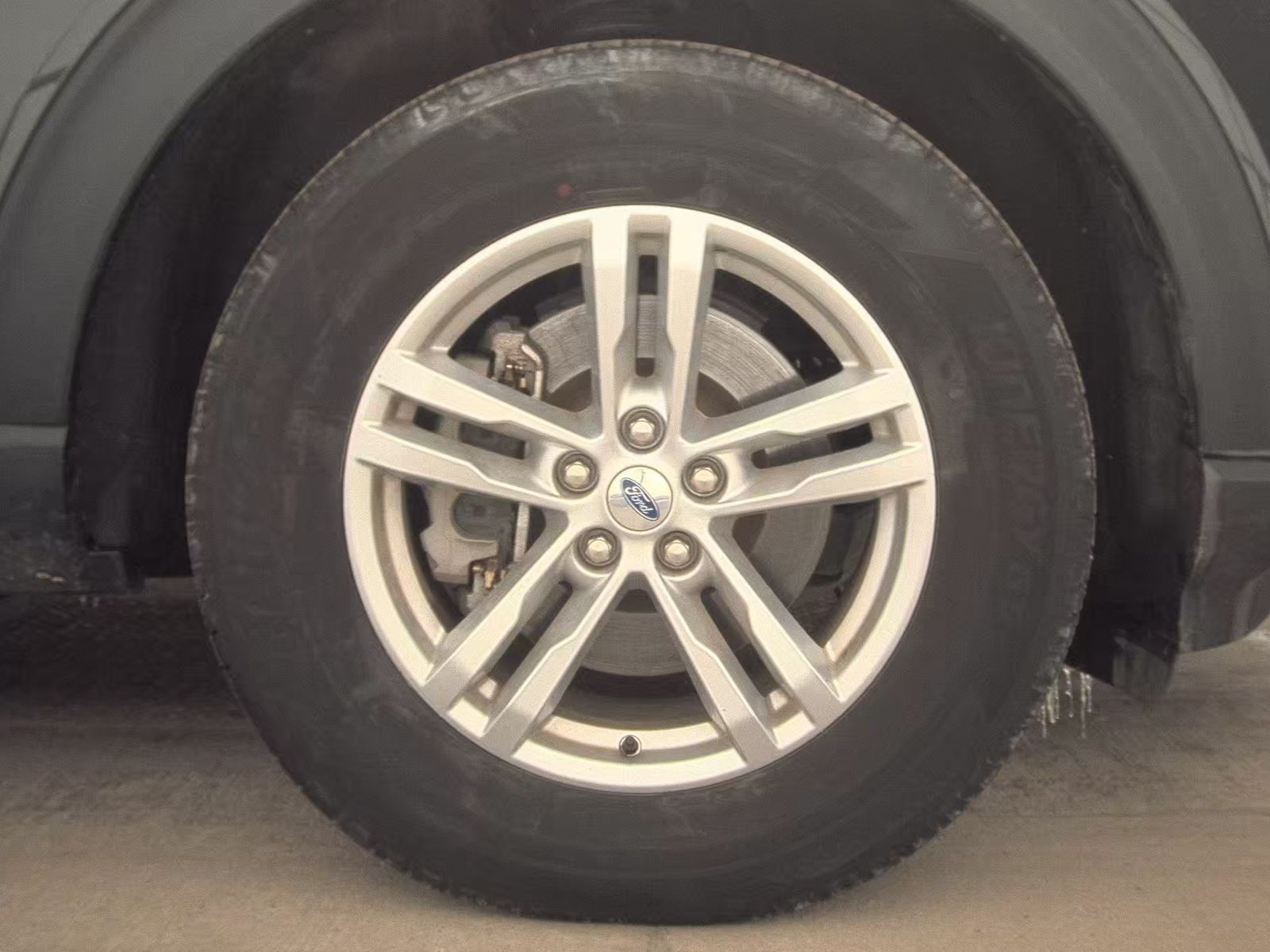 2023 Ford Explorer XLT AWD