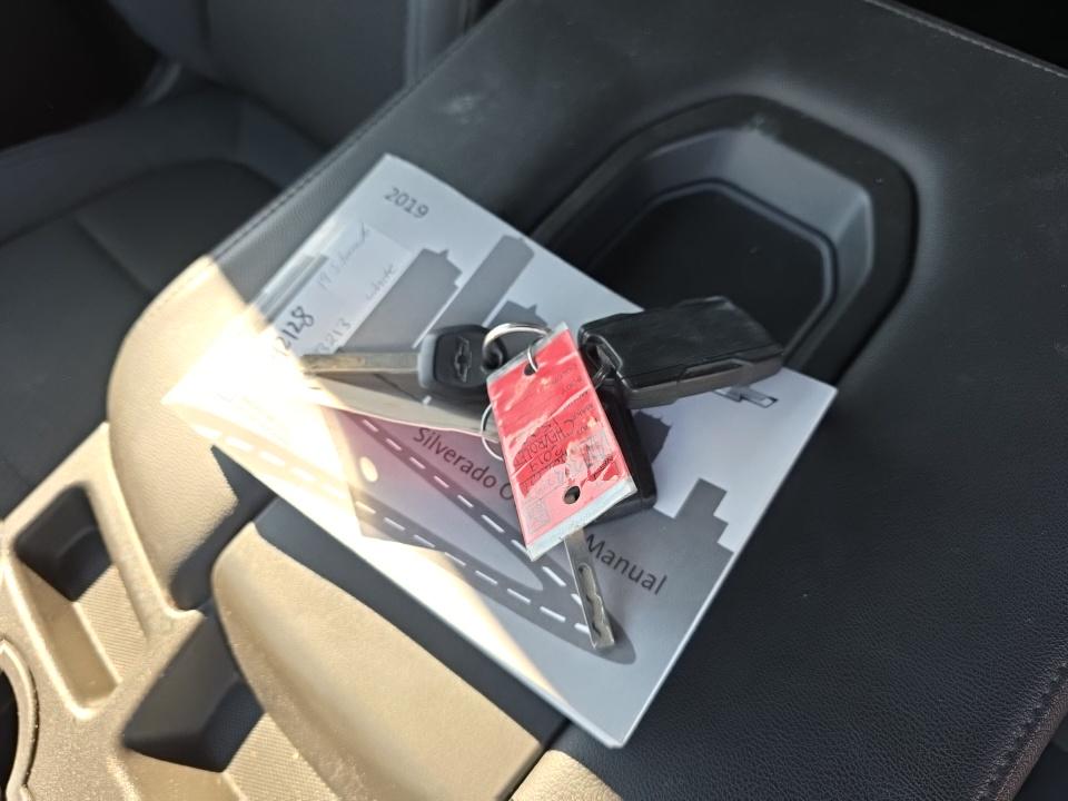 2019 Chevrolet Silverado 1500 Custom AWD