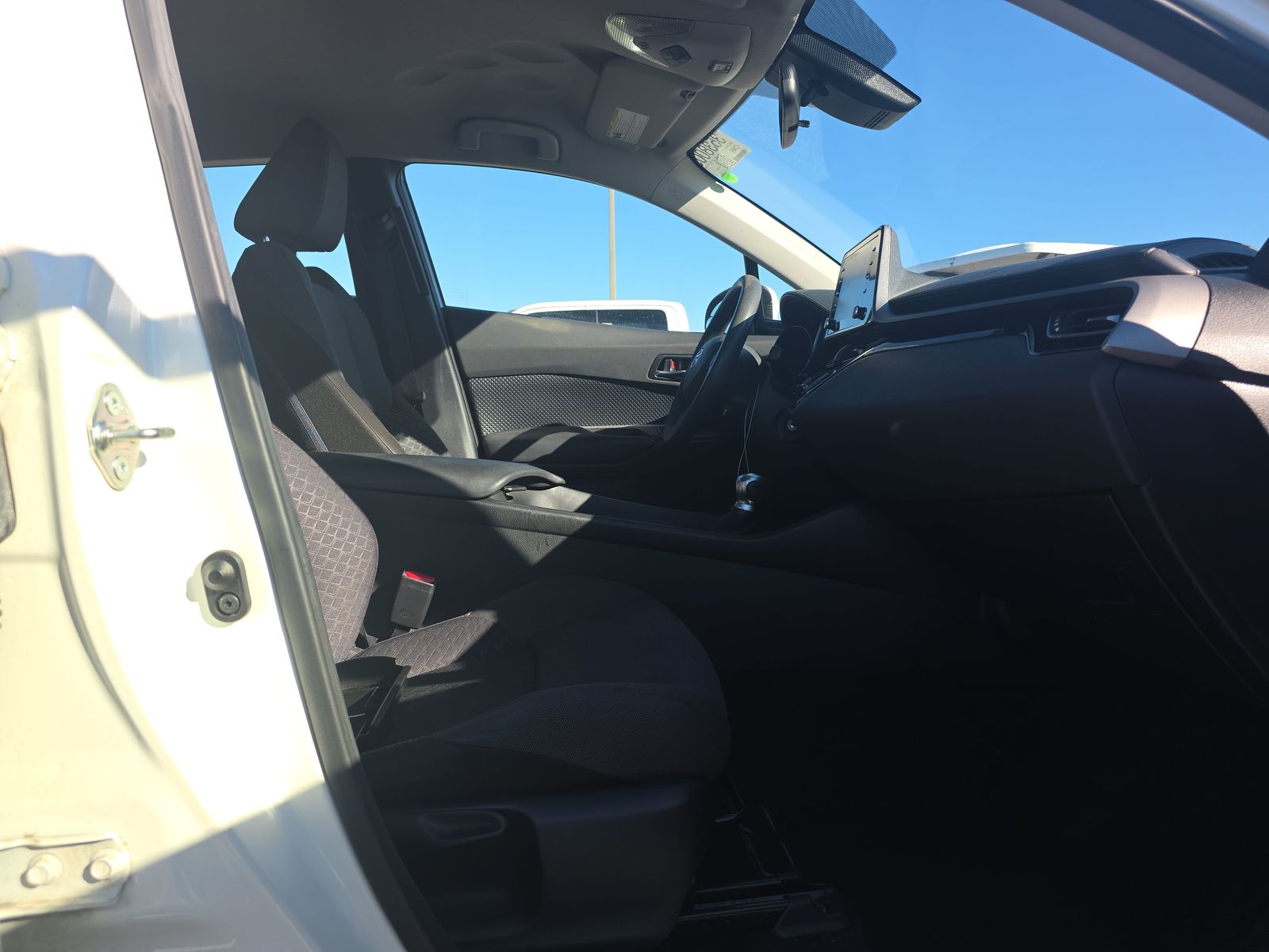 2020 Toyota C-HR LE FWD