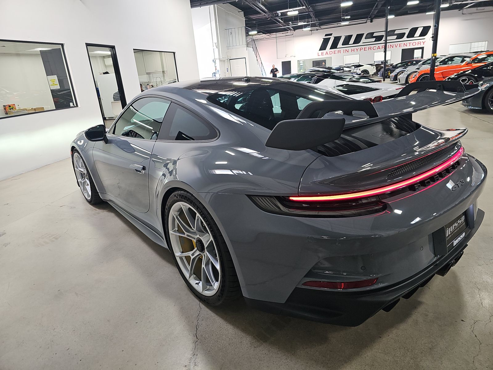 2024 Porsche 911 GT3 RWD