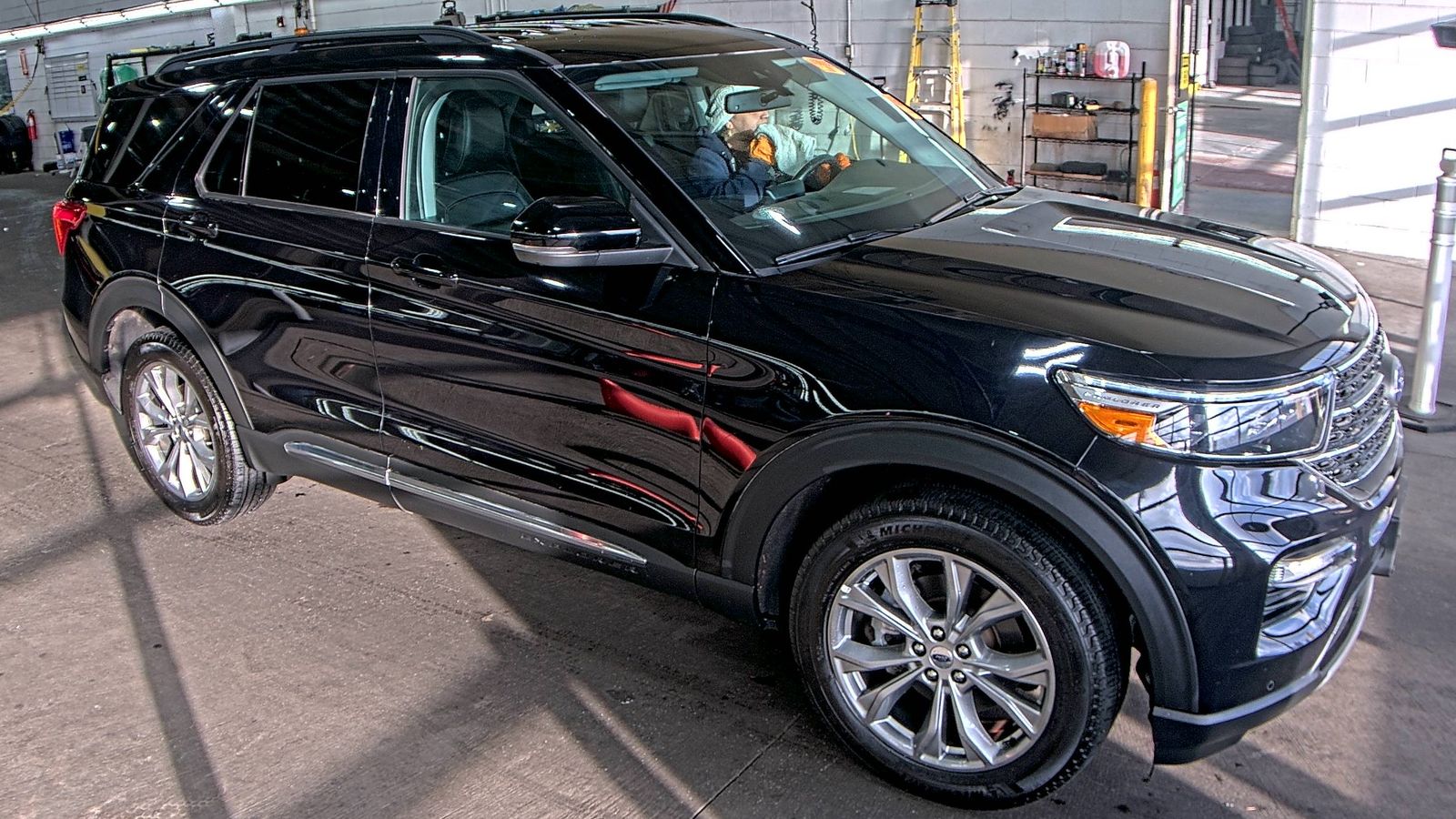 2022 Ford Explorer XLT AWD