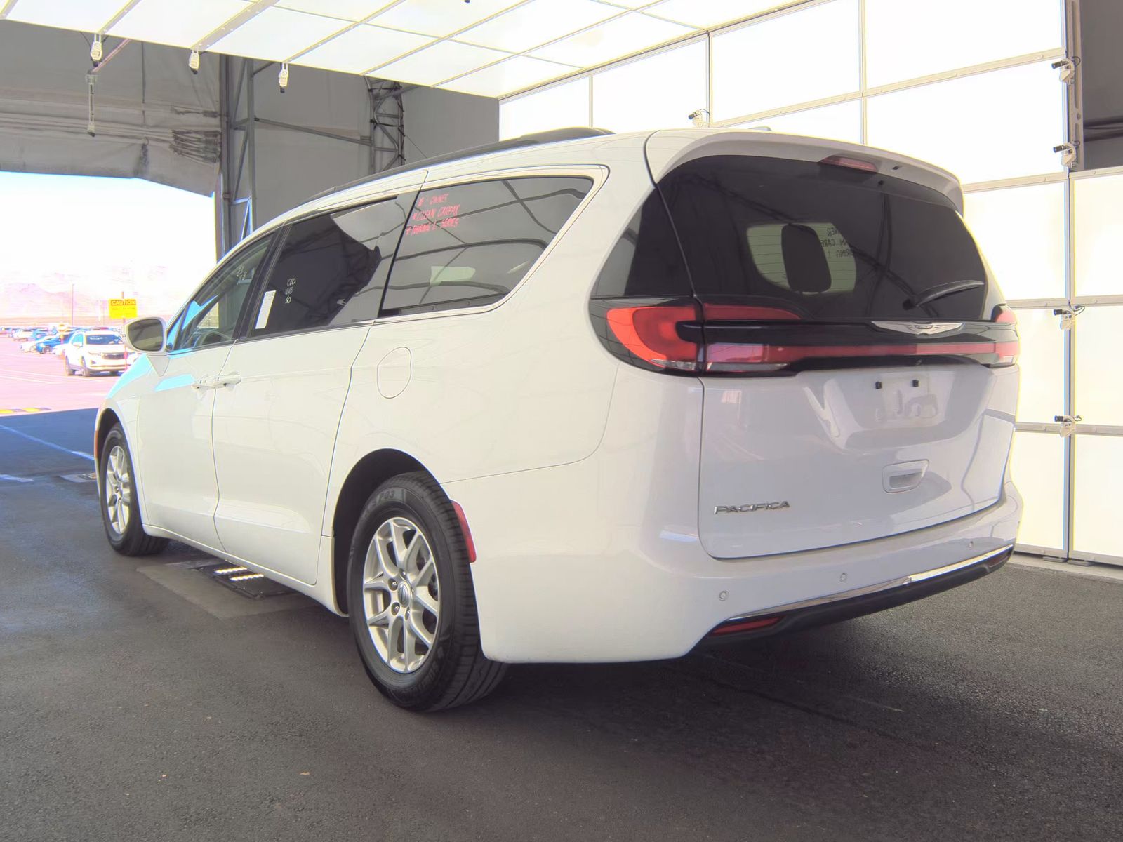 2022 Chrysler Pacifica Touring L FWD