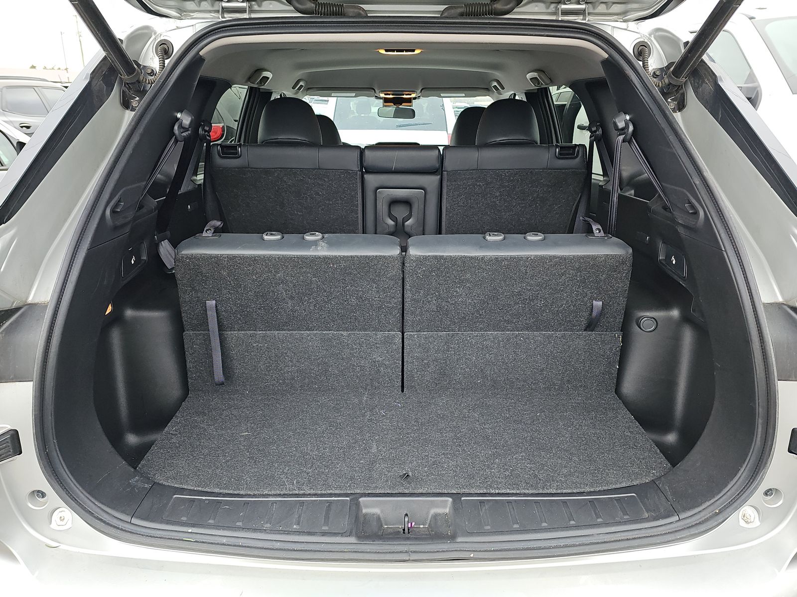 2024 Mitsubishi Outlander SE AWD