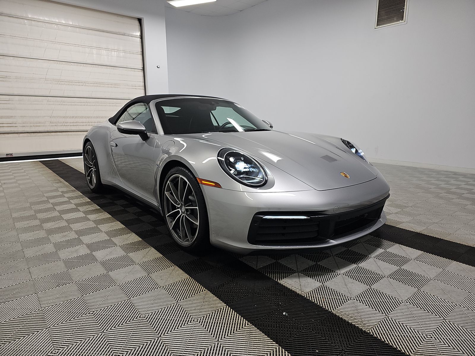 2022 Porsche 911 Carrera RWD