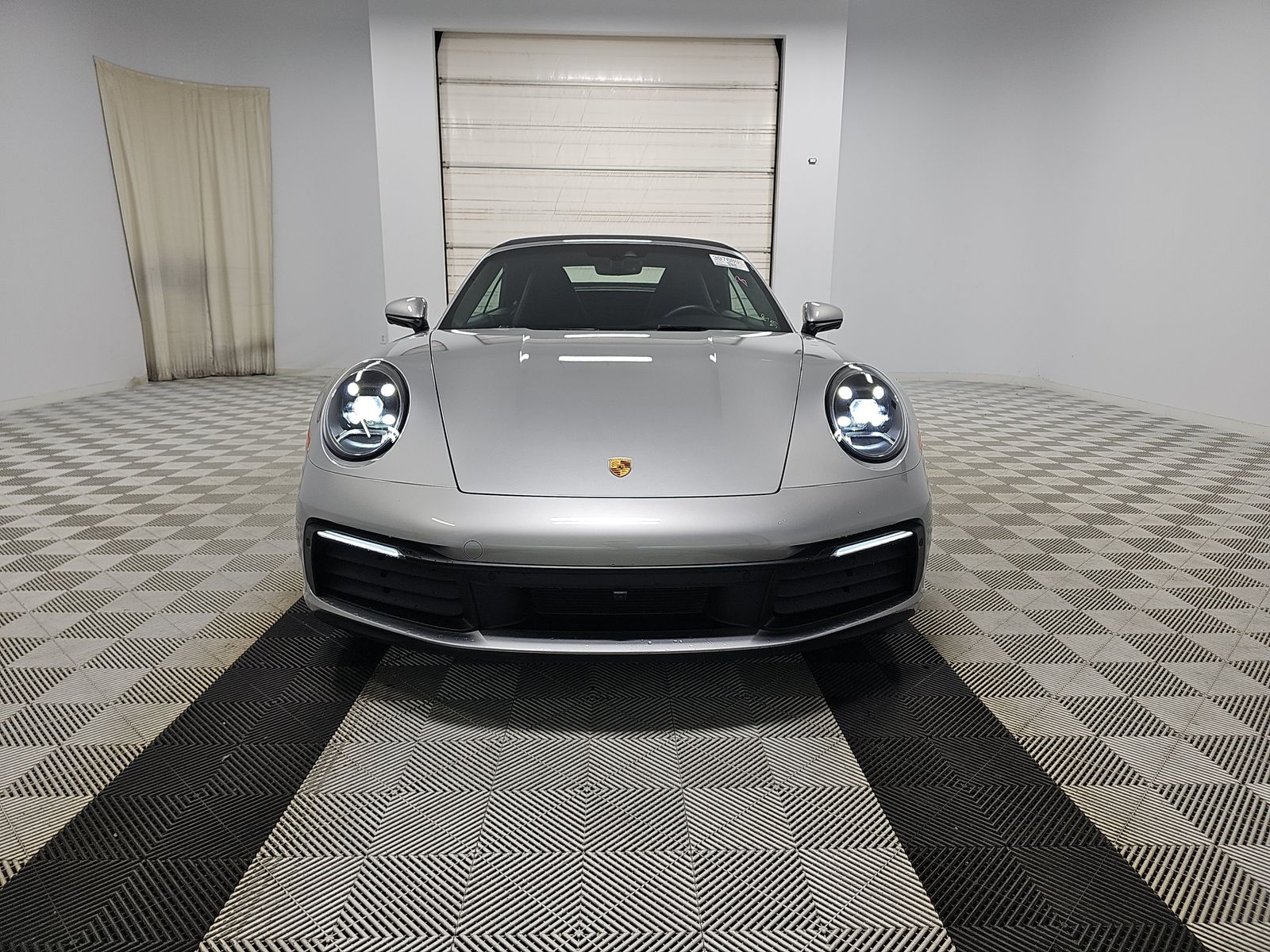 2022 Porsche 911 Carrera RWD