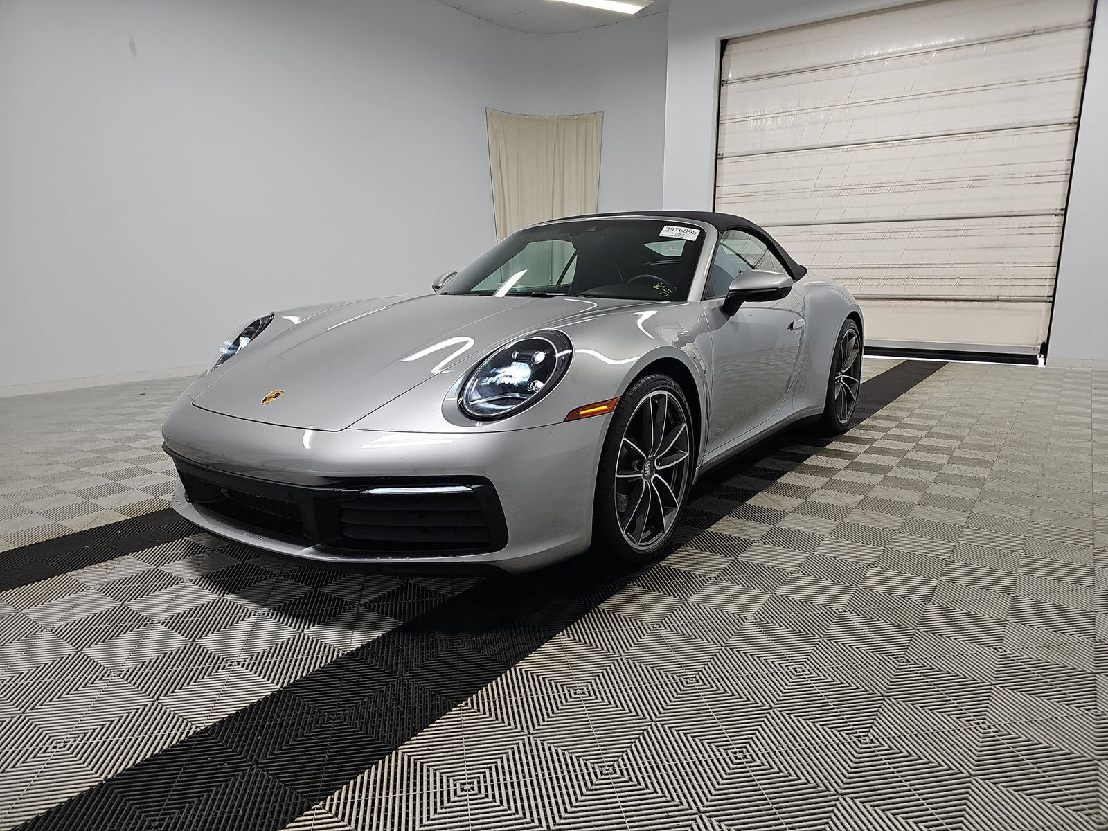 2022 Porsche 911 Carrera RWD