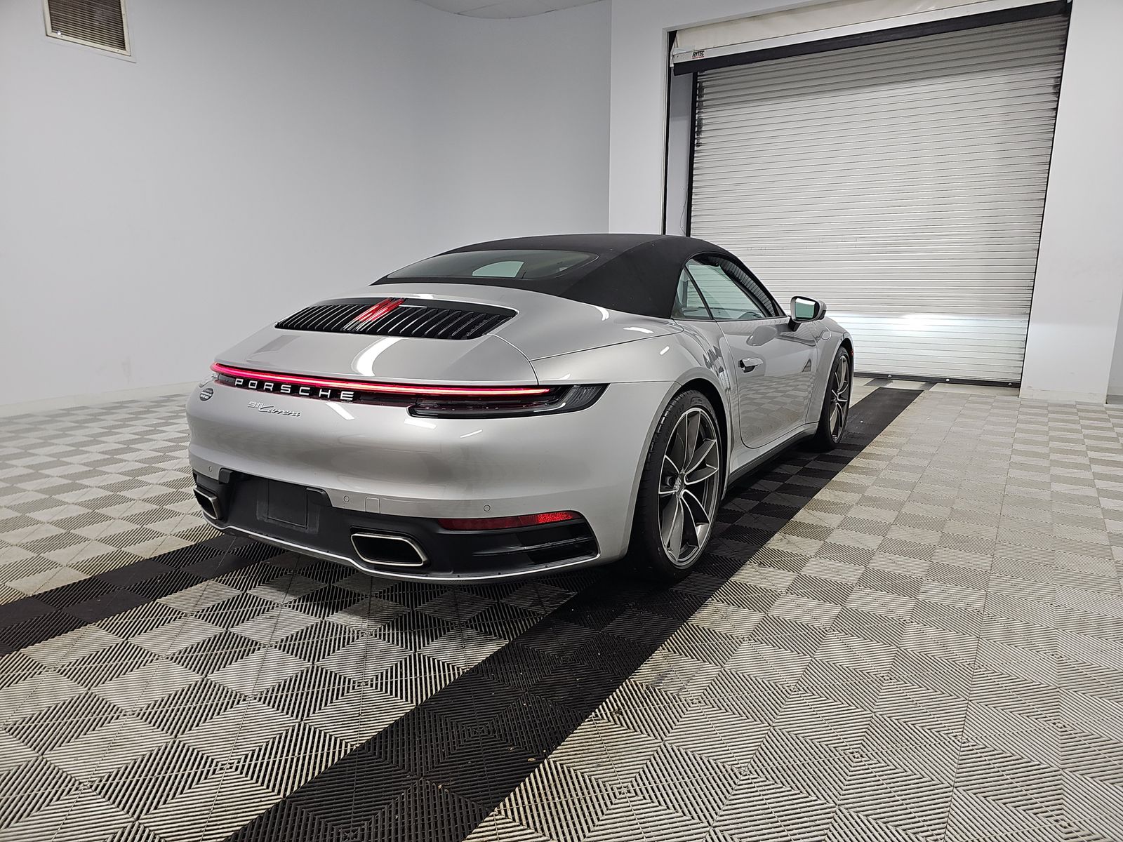2022 Porsche 911 Carrera RWD