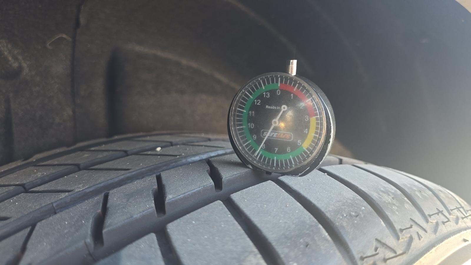 2025 BMW X4 xDrive30i AWD