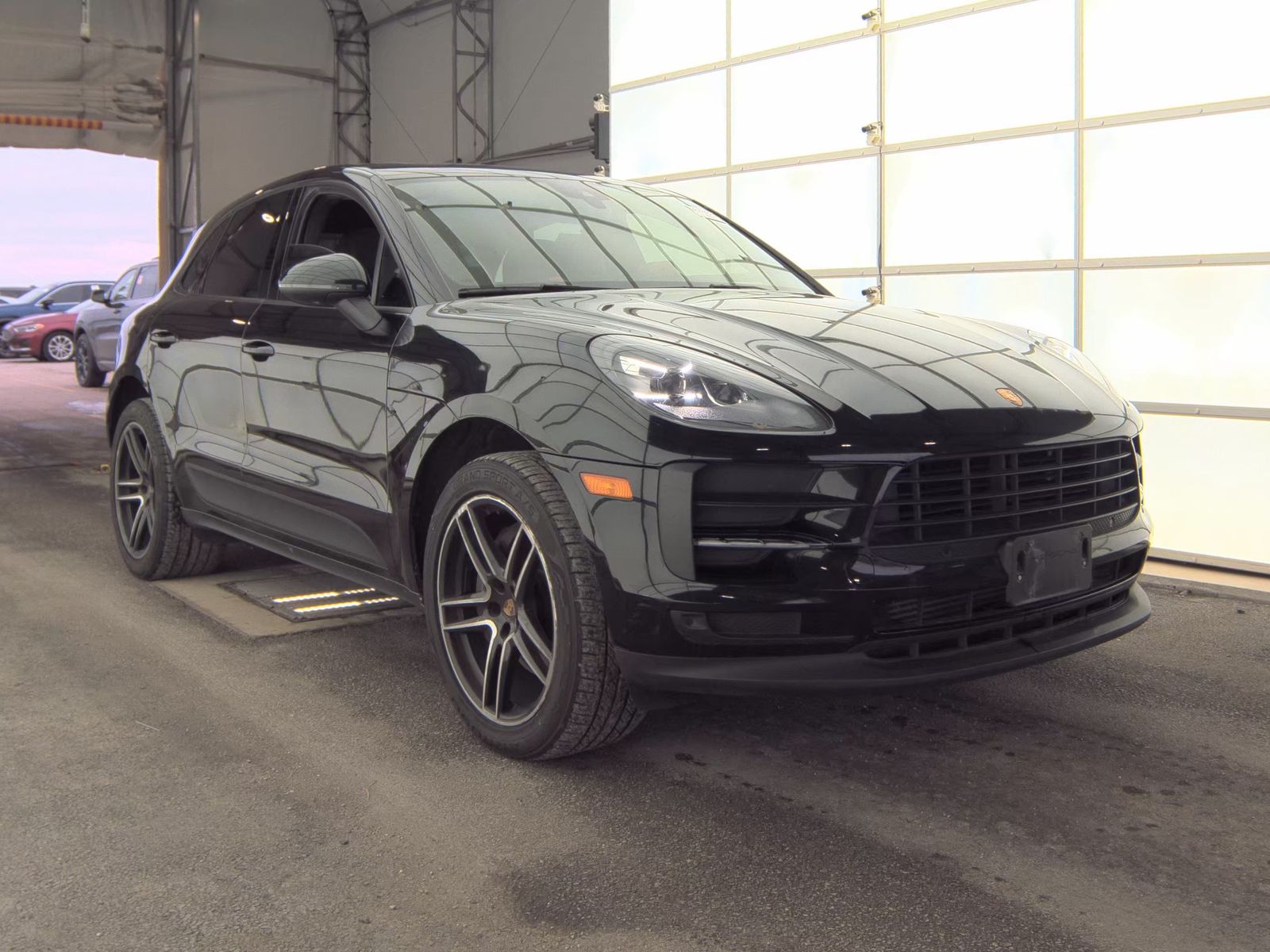 2021 Porsche Macan Base AWD