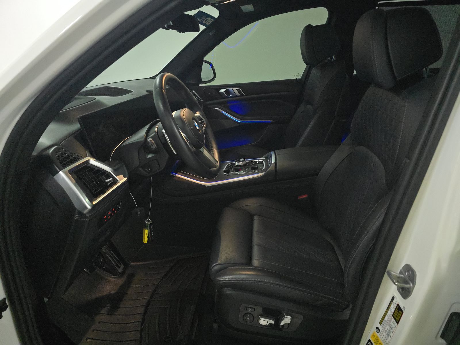 2023 BMW X7 xDrive40i AWD