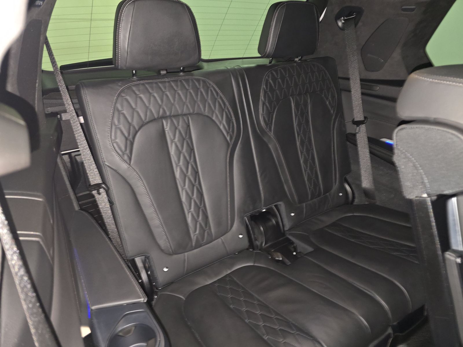 2023 BMW X7 xDrive40i AWD