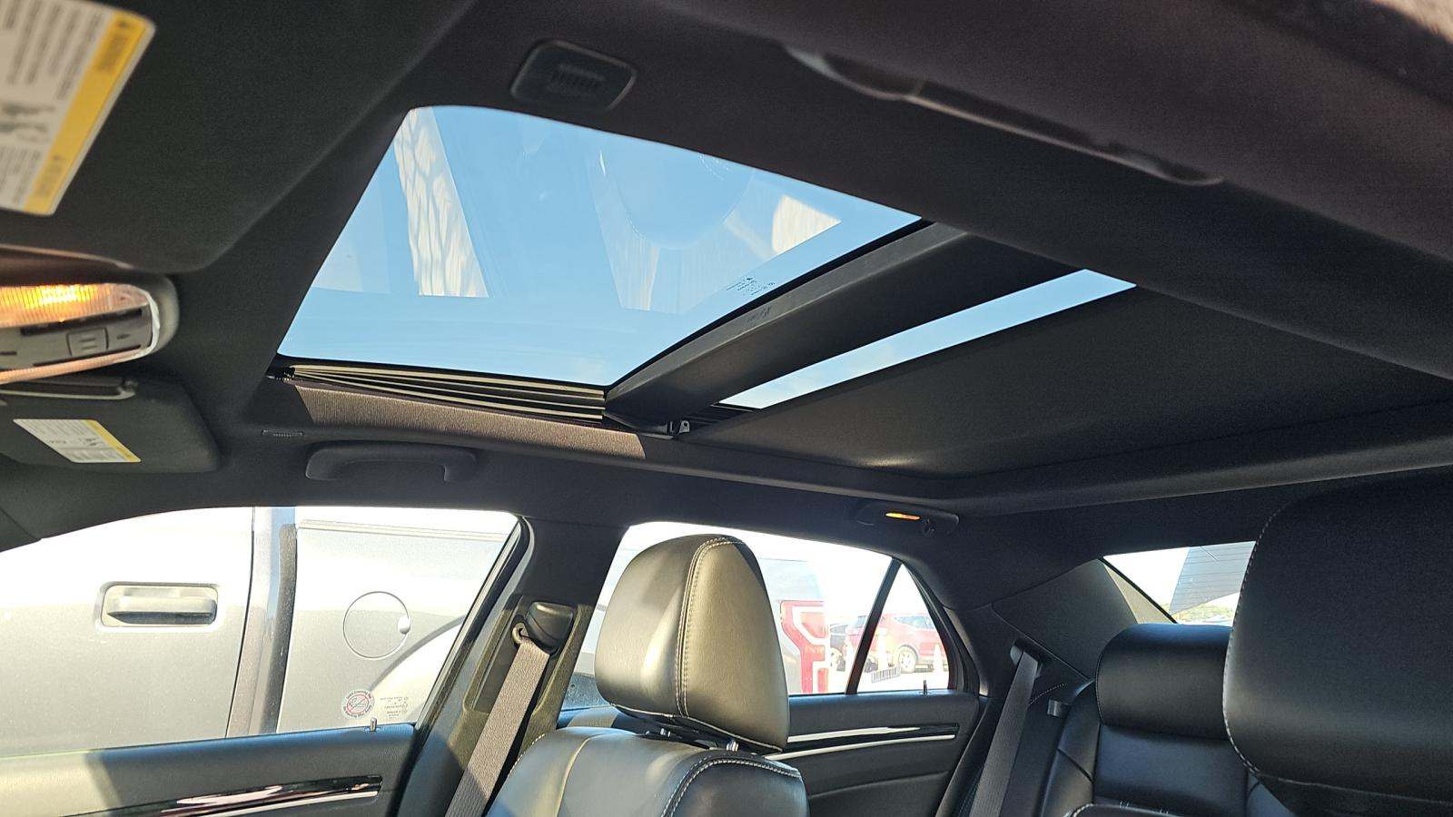 2023 Chrysler 300 300S RWD