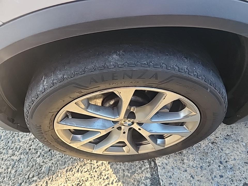 2022 BMW X5 xDrive40i AWD