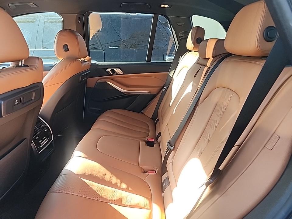 2022 BMW X5 xDrive40i AWD