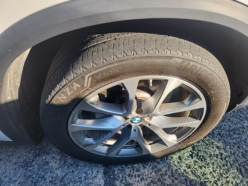 2022 BMW X5 xDrive40i AWD