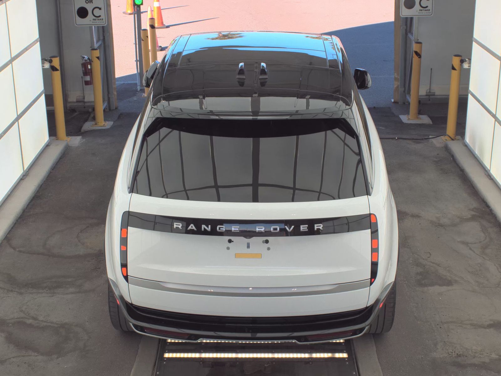 2025 Land Rover Range Rover Autobiography AWD