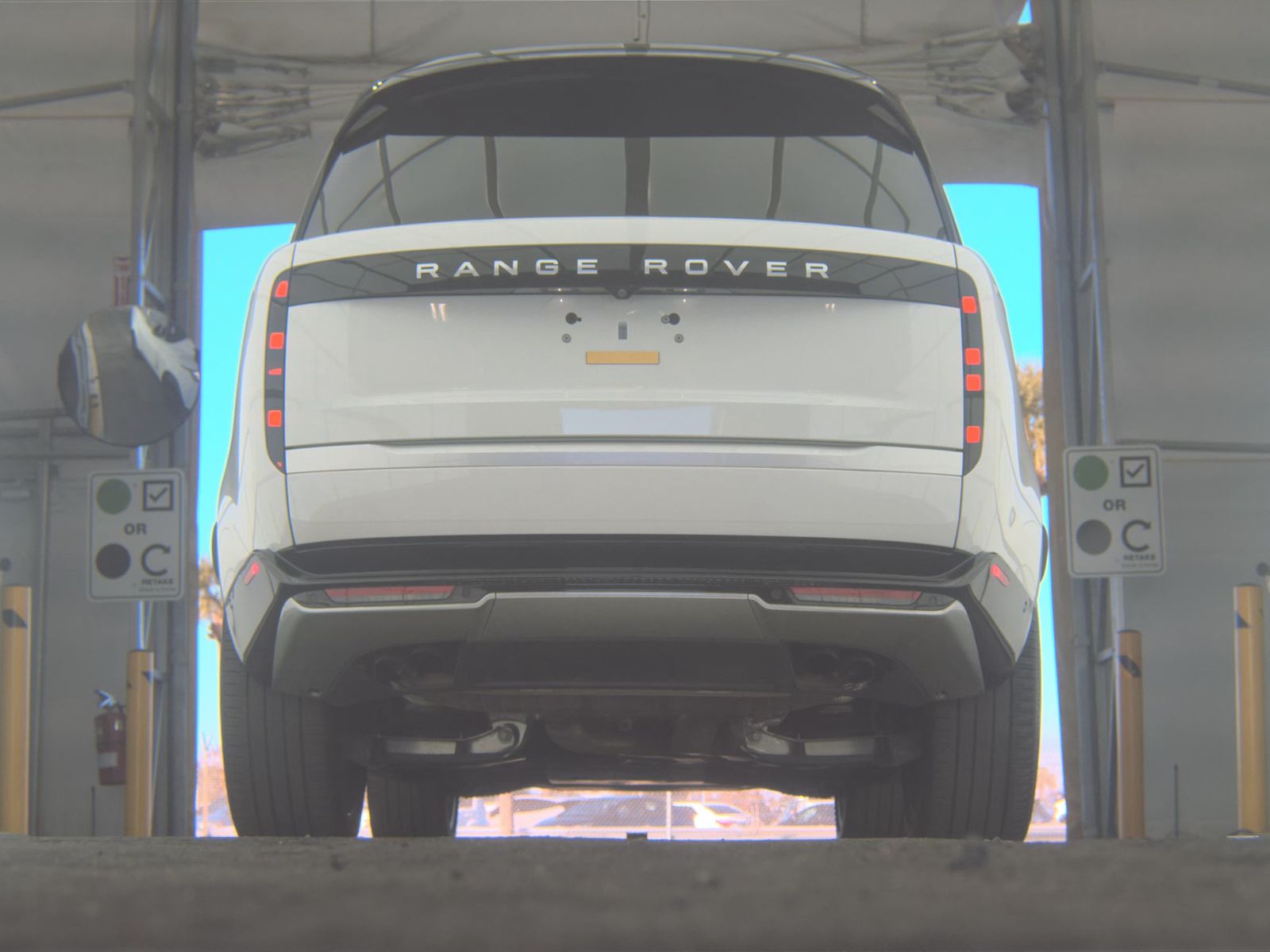 2025 Land Rover Range Rover Autobiography AWD