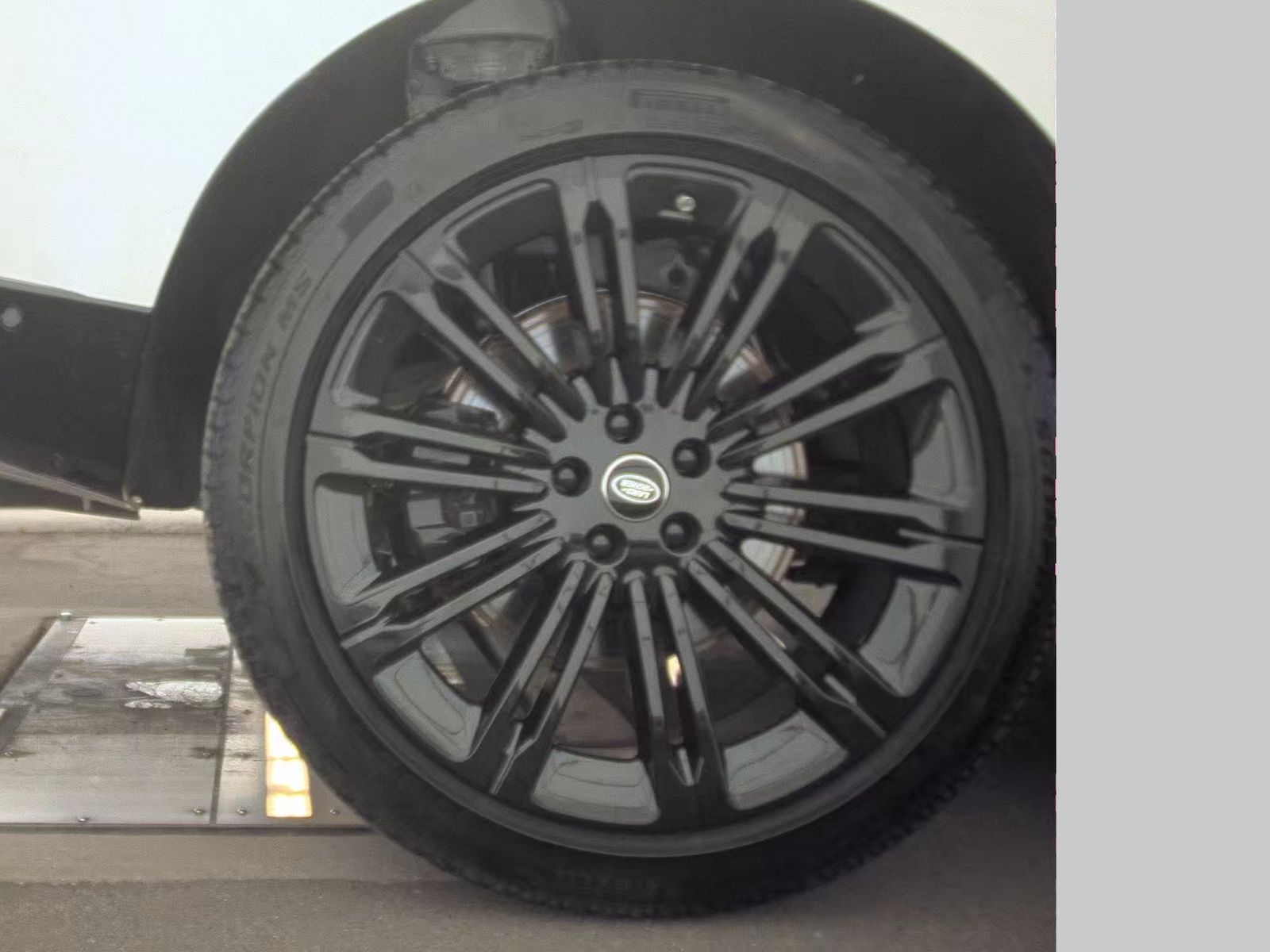 2025 Land Rover Range Rover Autobiography AWD