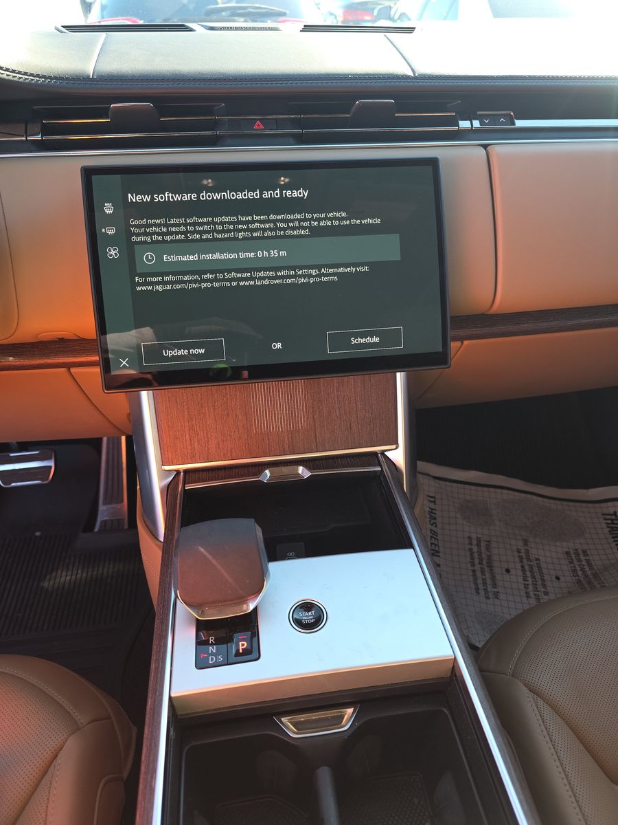 2025 Land Rover Range Rover Autobiography AWD