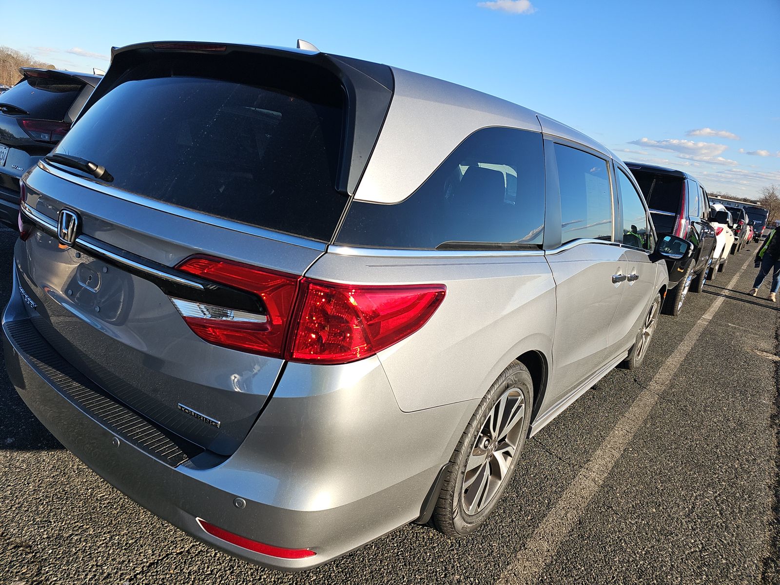 2023 Honda Odyssey Touring FWD