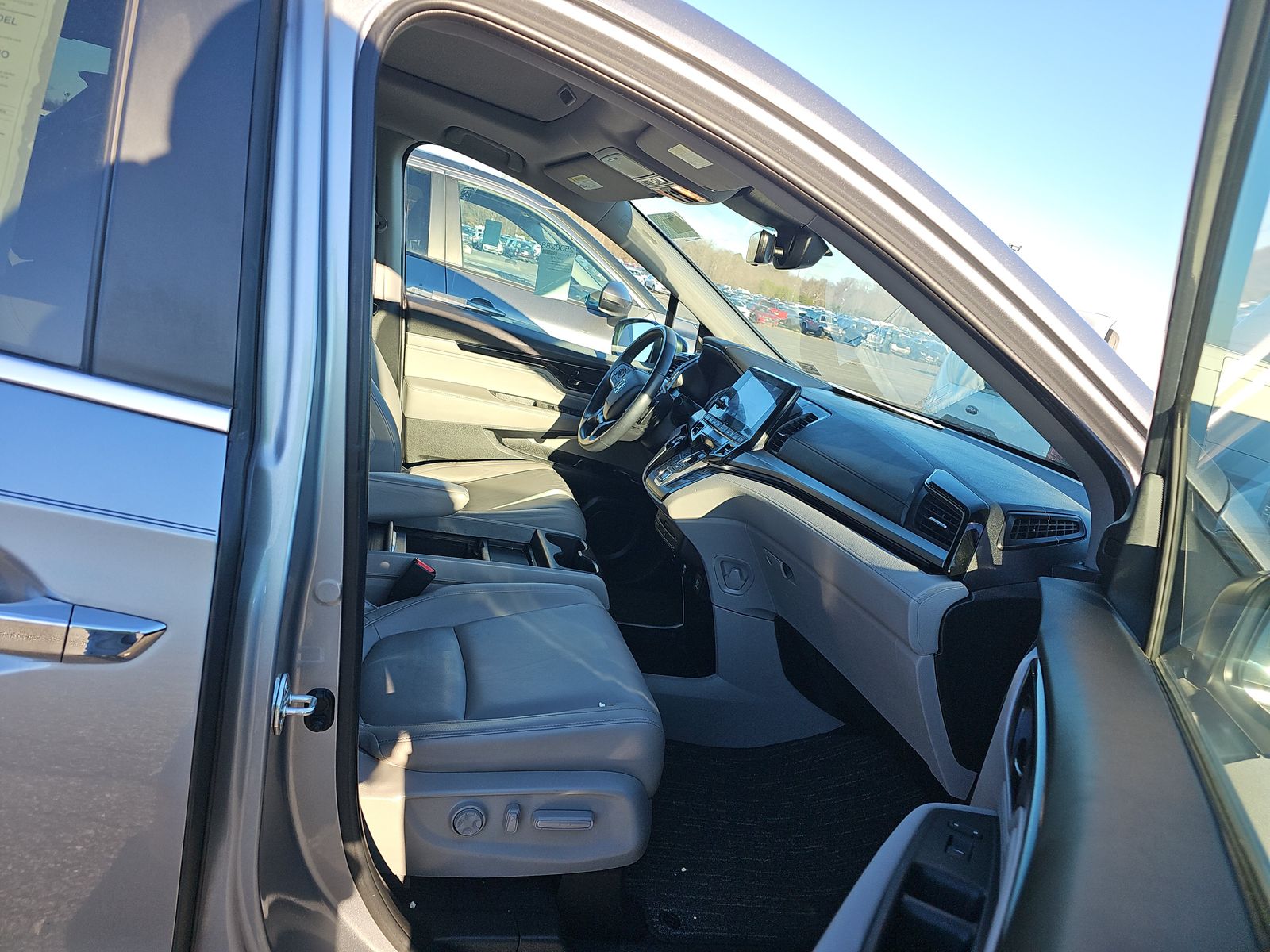 2023 Honda Odyssey Touring FWD