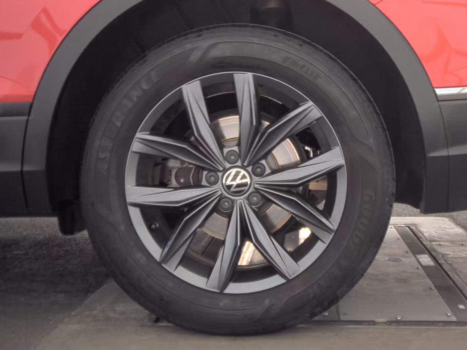 2022 Volkswagen Tiguan 2.0T SE AWD