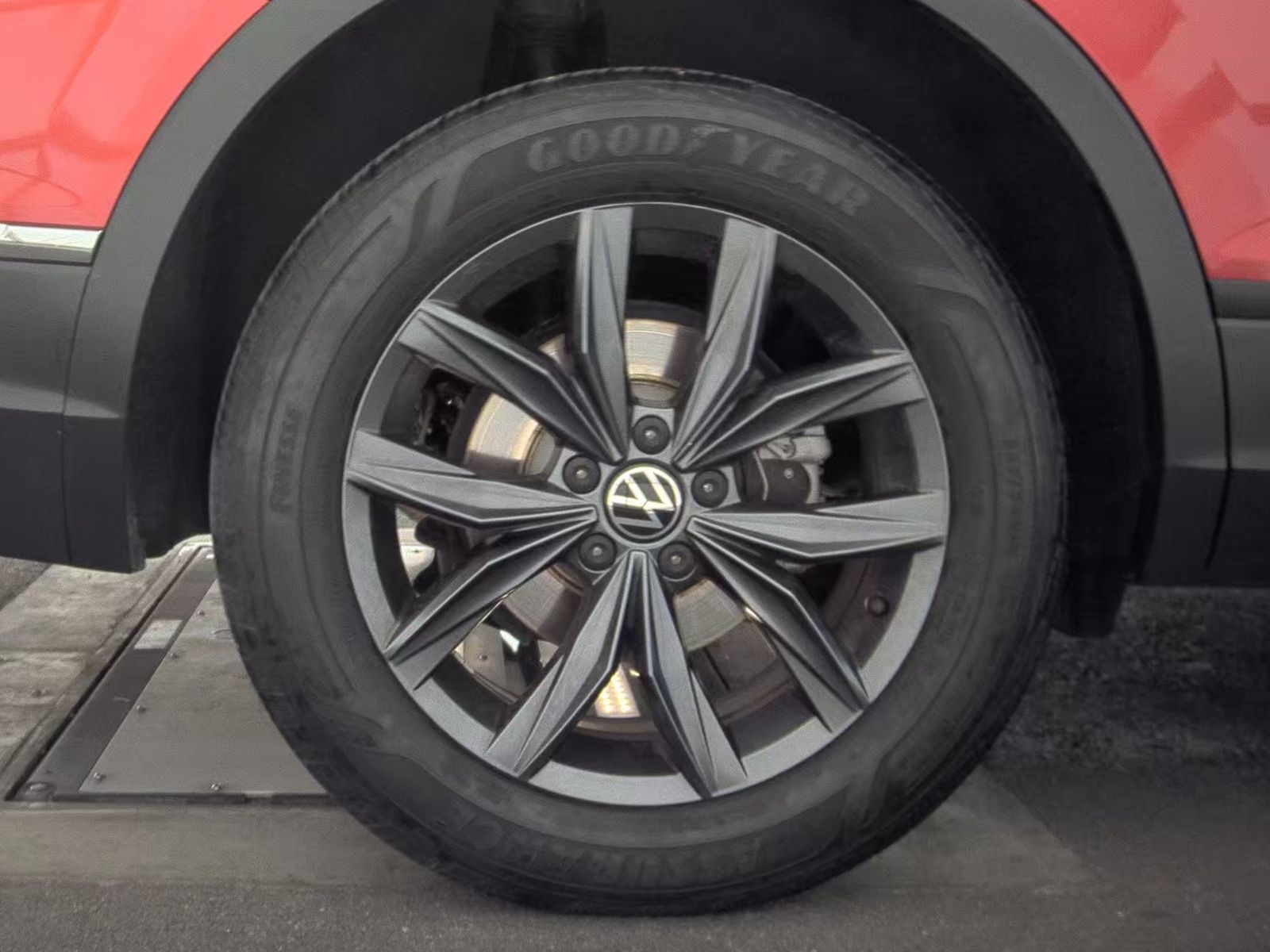 2022 Volkswagen Tiguan 2.0T SE AWD