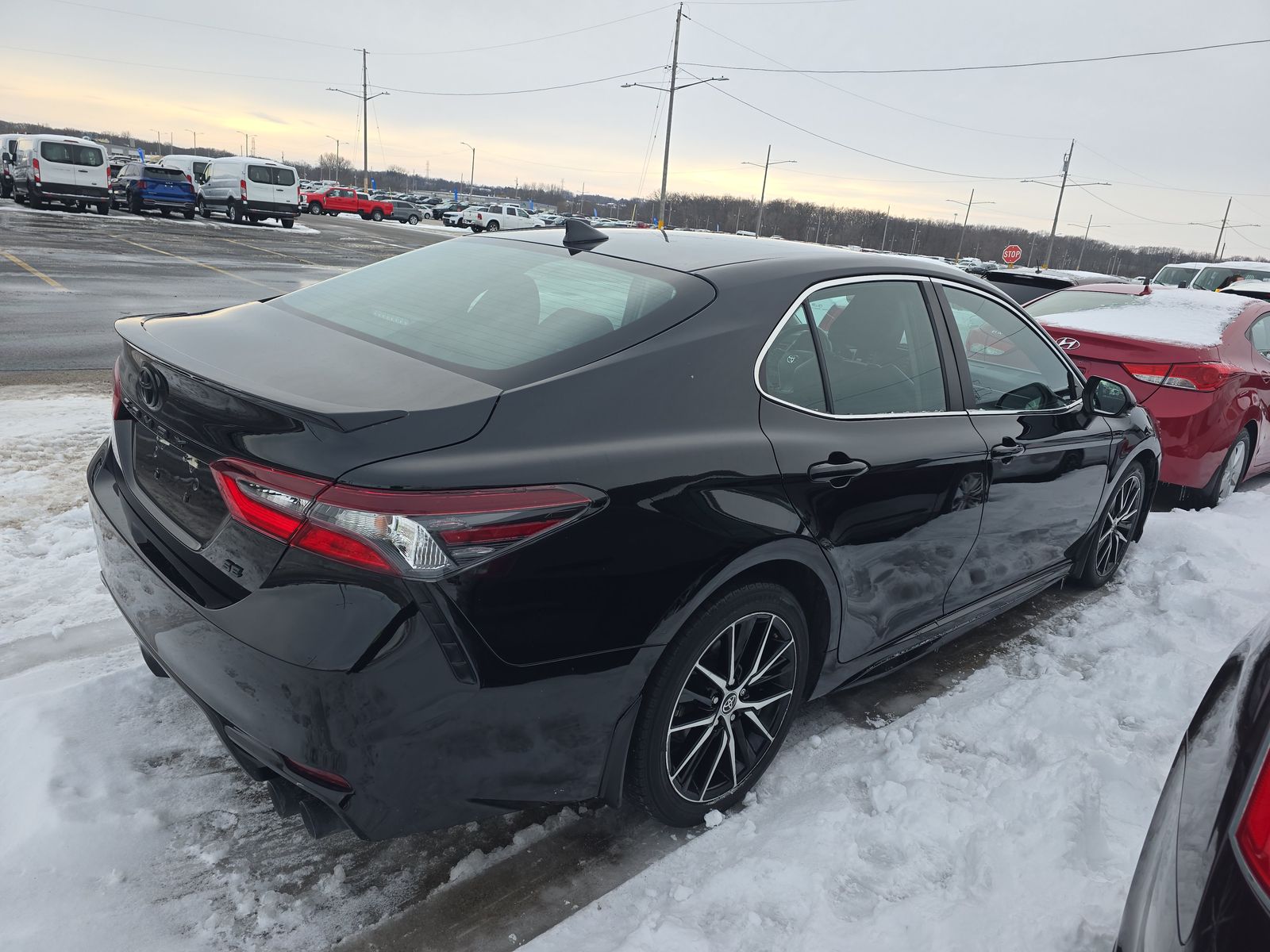 2023 Toyota Camry SE FWD