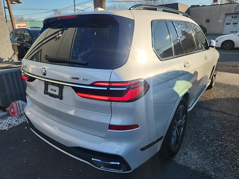 2023 BMW X7 xDrive40i AWD