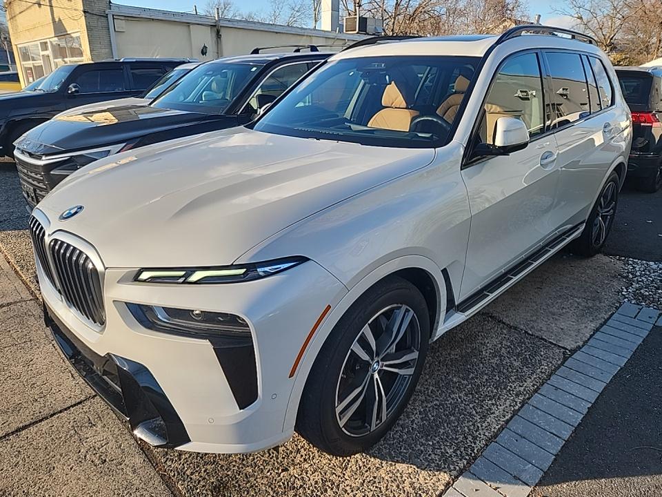 2023 BMW X7 xDrive40i AWD