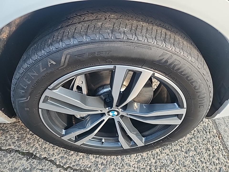 2023 BMW X7 xDrive40i AWD