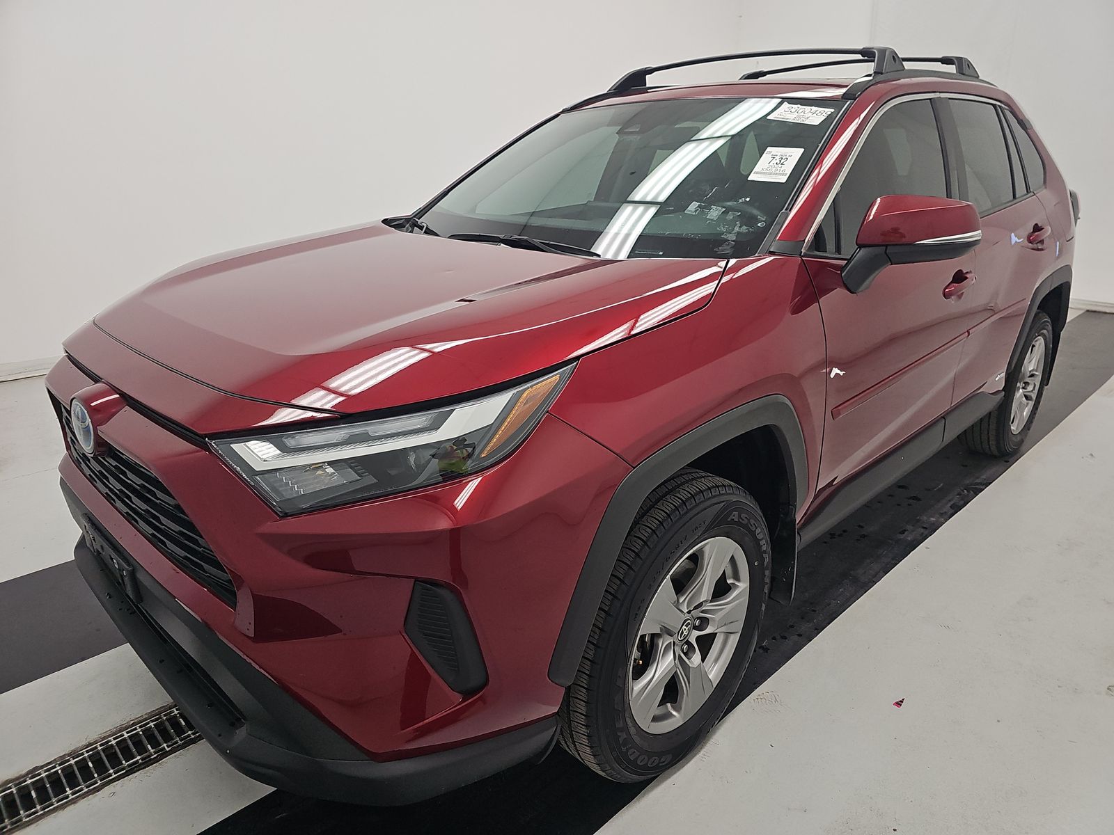 2024 Toyota RAV4 Hybrid XLE AWD