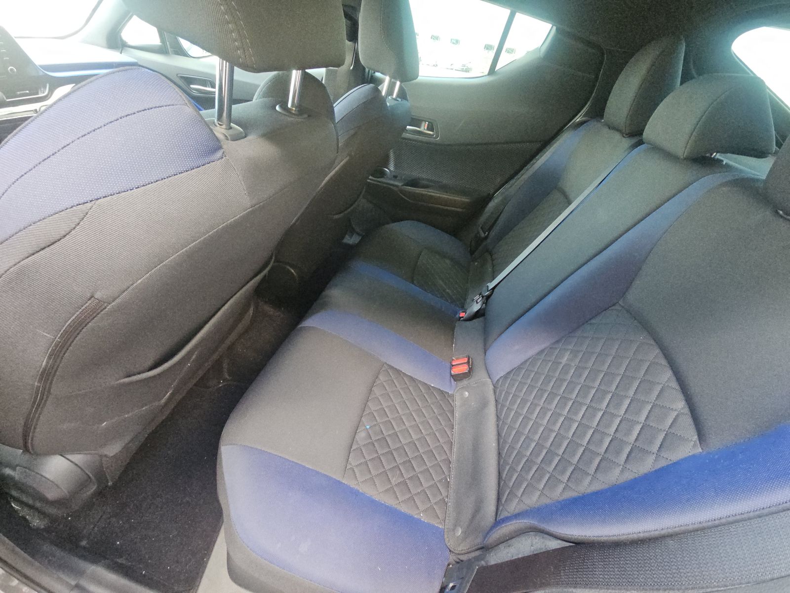 2021 Toyota C-HR XLE FWD