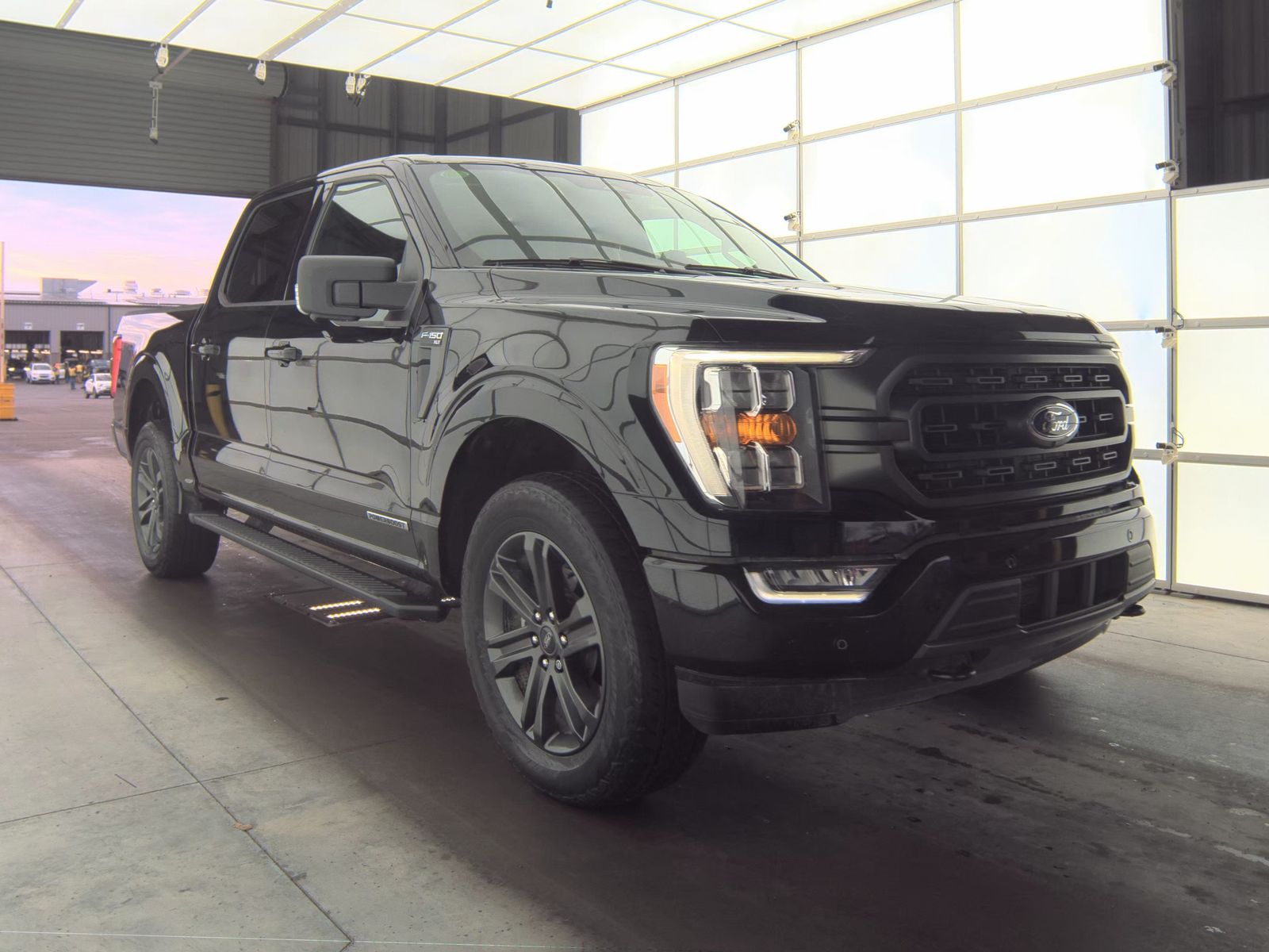2023 Ford F-150 Hybrid XLT AWD