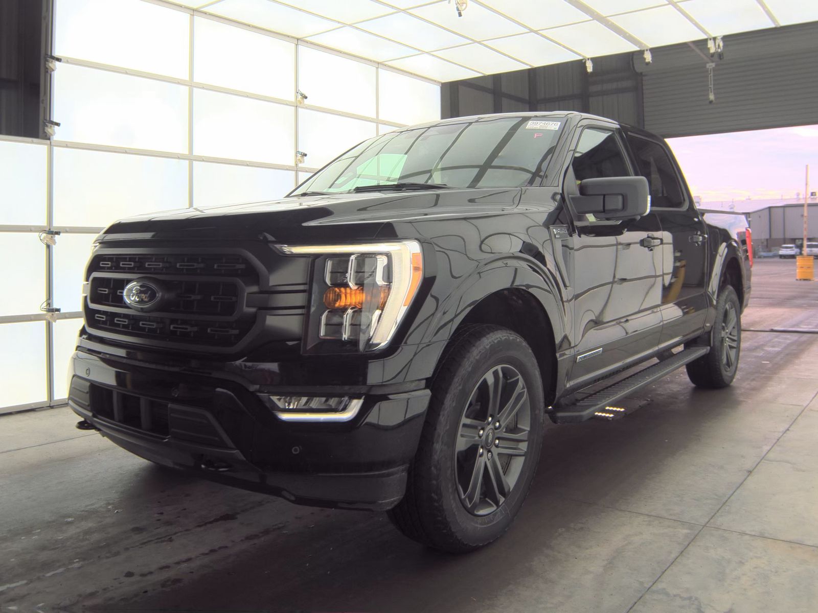 2023 Ford F-150 Hybrid XLT AWD