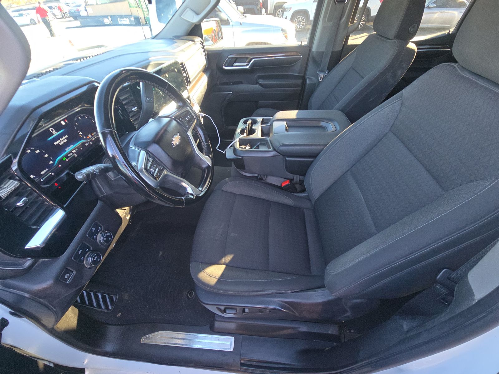 2023 Chevrolet Silverado 1500 LT AWD