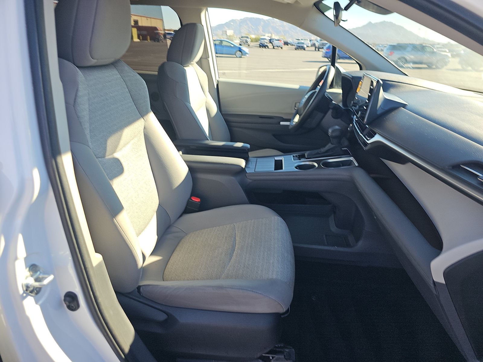 2024 Toyota Sienna LE AWD