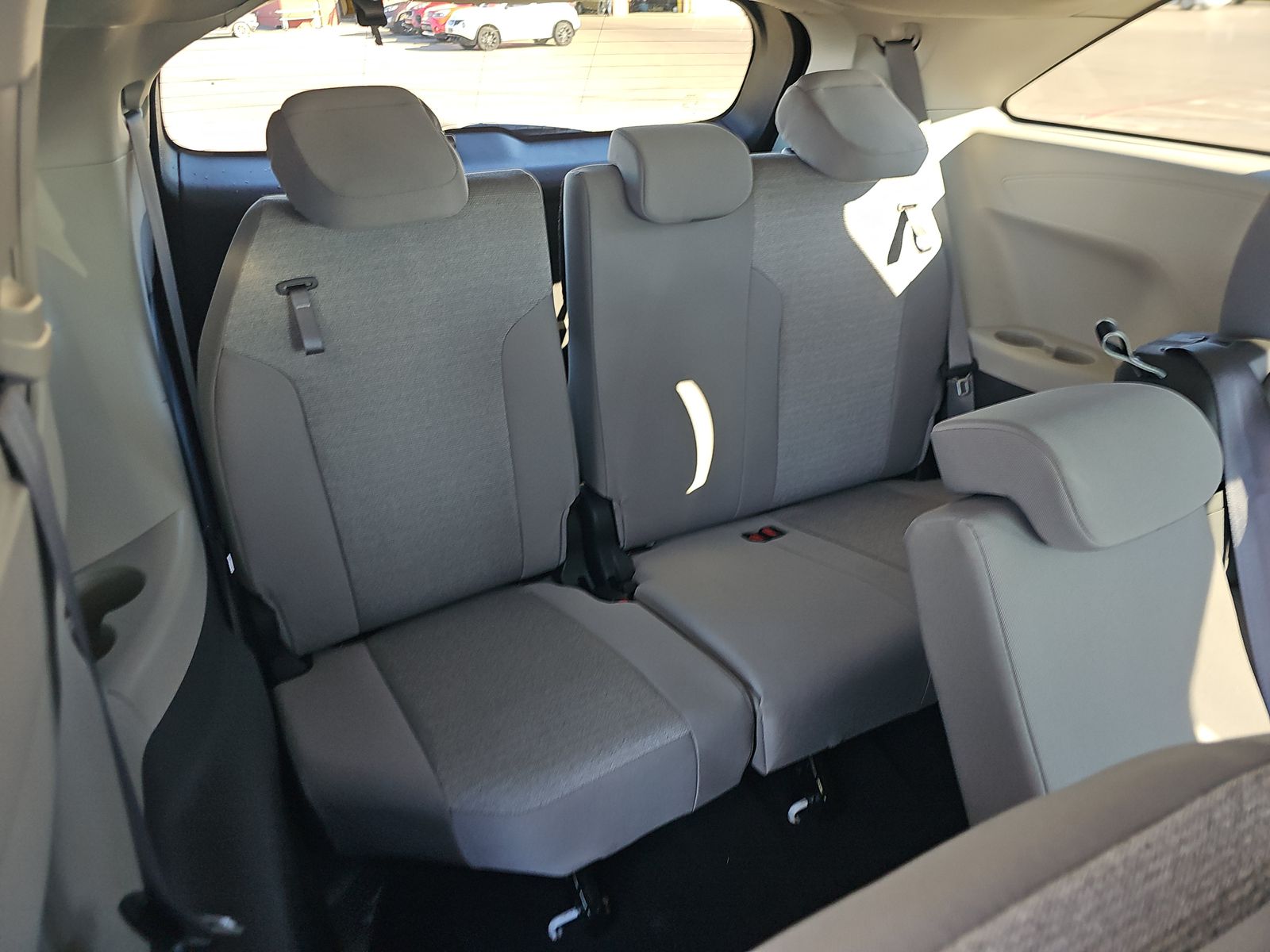 2024 Toyota Sienna LE AWD