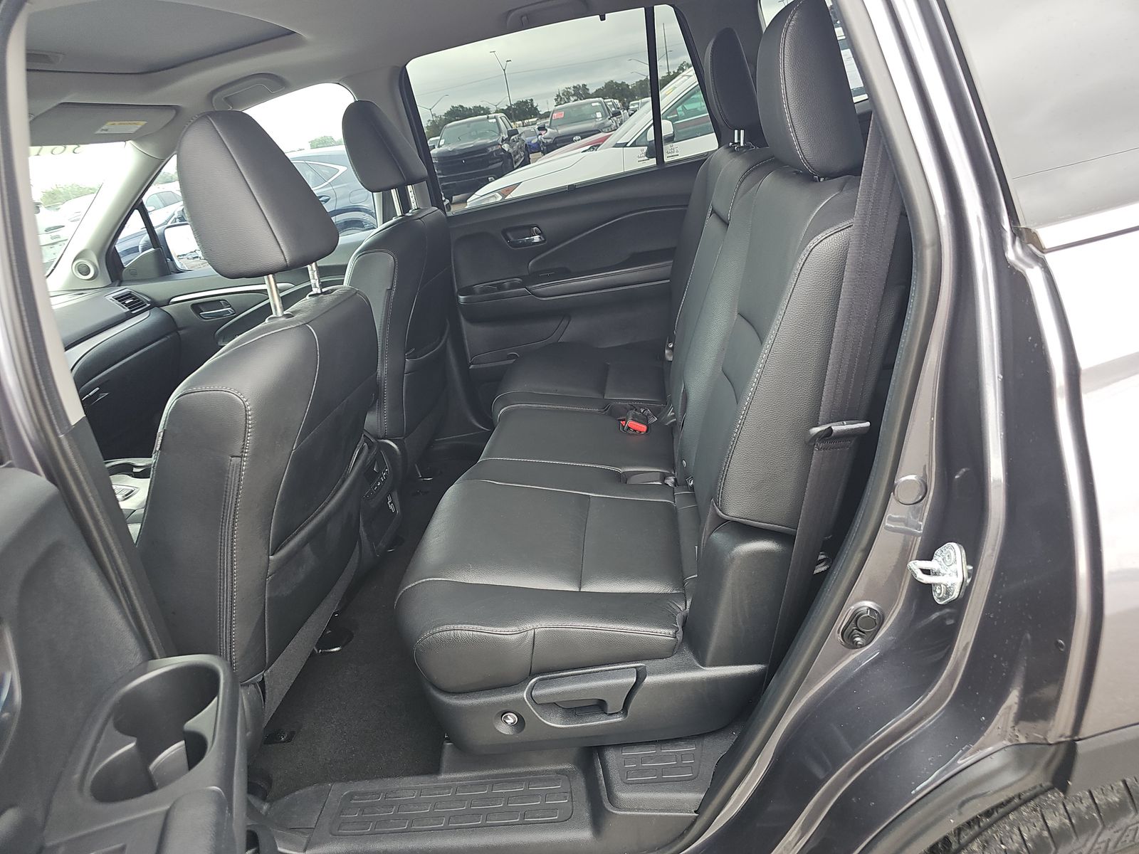 2022 Honda Pilot Special Edition FWD